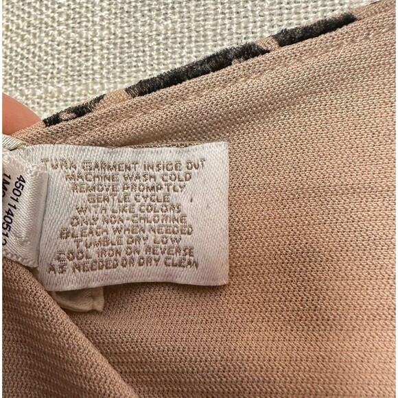 2/$30 Chicos Velvet Burnout Top Size XL Whimsigoth Floral Distressed Grunge - Picture 10 of 14